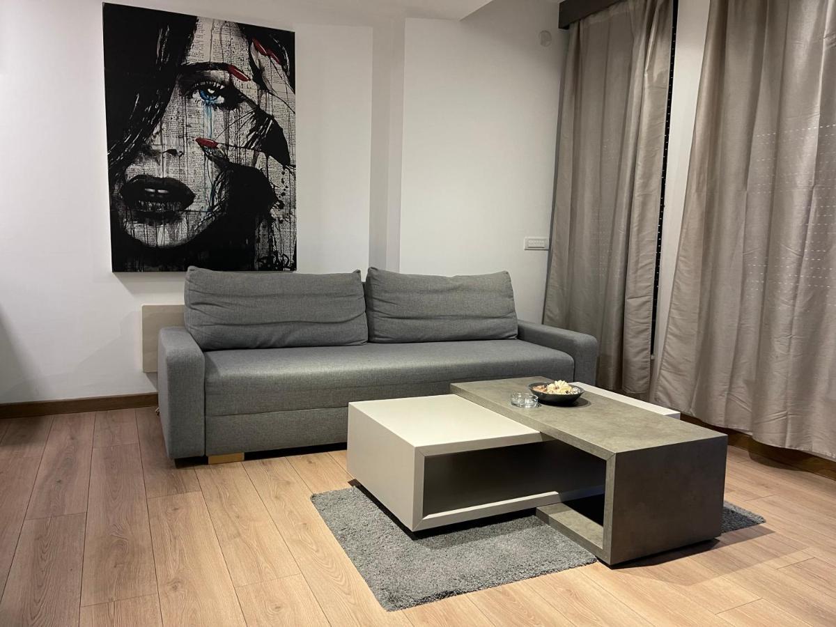 Empire Queen Apartments Belgrad Zewnętrze zdjęcie