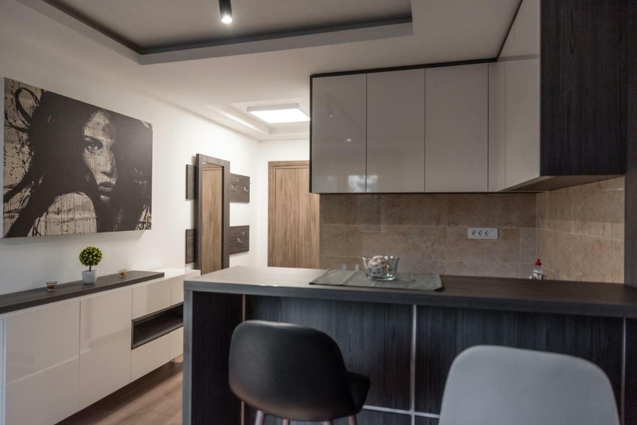 Empire Queen Apartments Belgrad Zewnętrze zdjęcie
